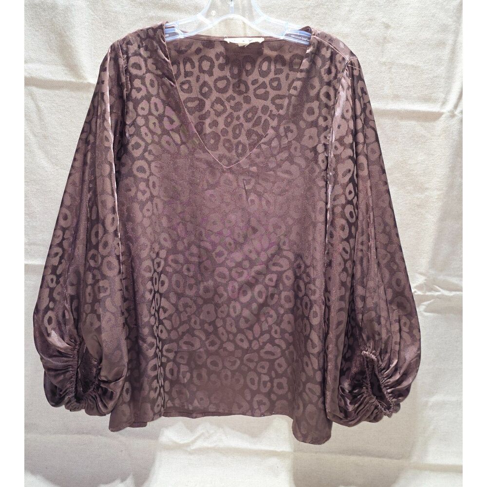 Vine & Love Satin Leopard Print V-Neck Blouse Mauve Brown Balloon Sleeve - Large